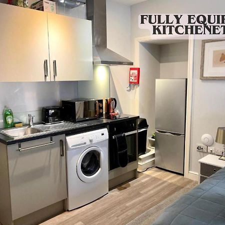 Апартаменты Cute And Cosy Studio In A Fantastic Location! Bishops Stortford Бишопс-Стортфорд Экстерьер фото