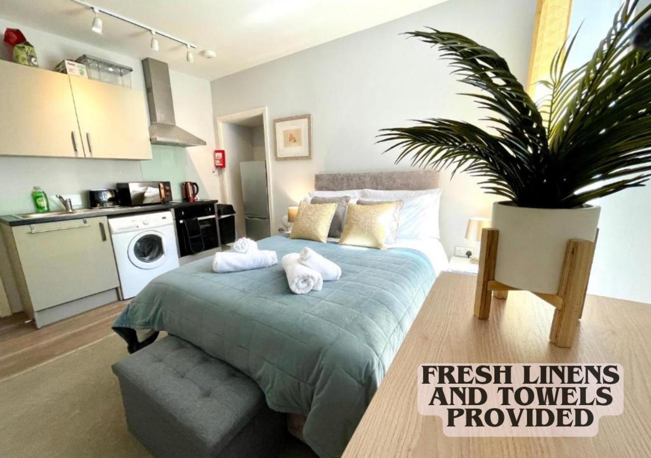 Апартаменты Cute And Cosy Studio In A Fantastic Location! Bishops Stortford Бишопс-Стортфорд Экстерьер фото